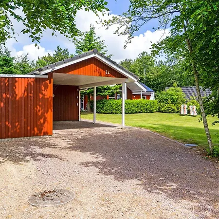 Hébergement de vacances 4 Bedroom Beautiful In