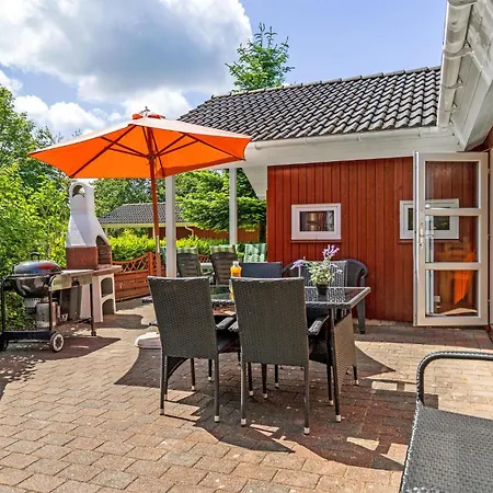 Holiday home 4 Bedroom Beautiful In