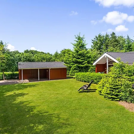 4 Bedroom Beautiful In